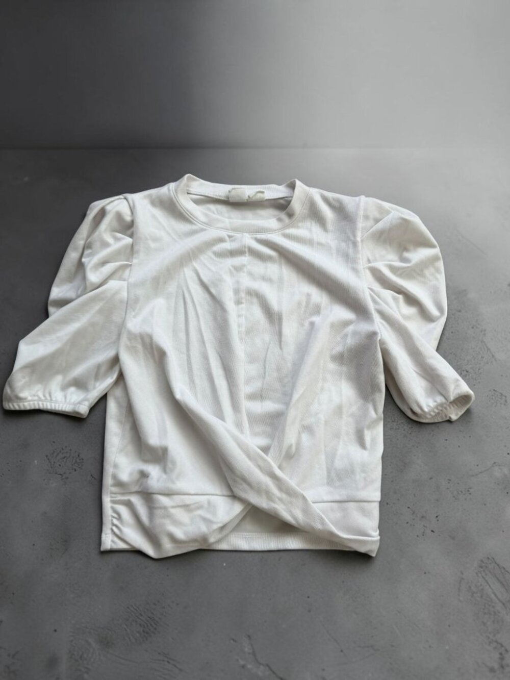 MELROSE AND MARKET White Knot Top Size Small
